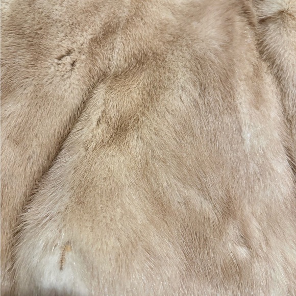 Elegant Mink Women's Collar Stole Scarf - Picture 3 of 9